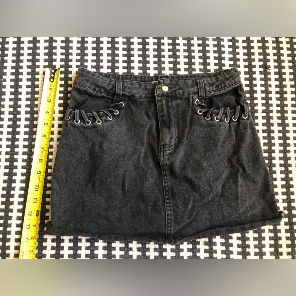 Black mini skirt